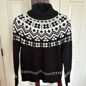 Tommy Hilfiger Woman’s Black and White Long Sleeve Turtleneck Knit Sweater Sz S